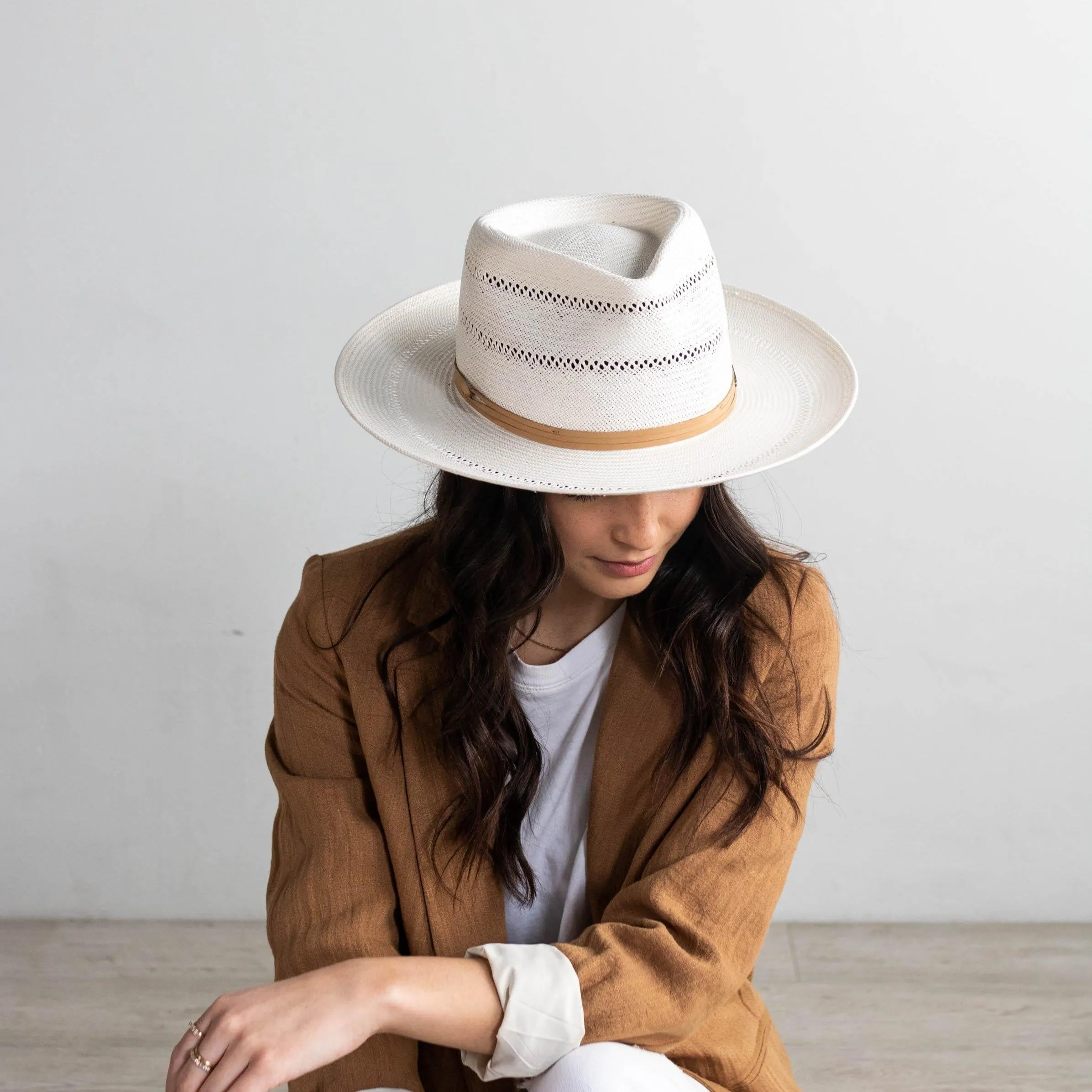 Arlo Straw Teardrop Fedora - Tan Band BLEMISHED