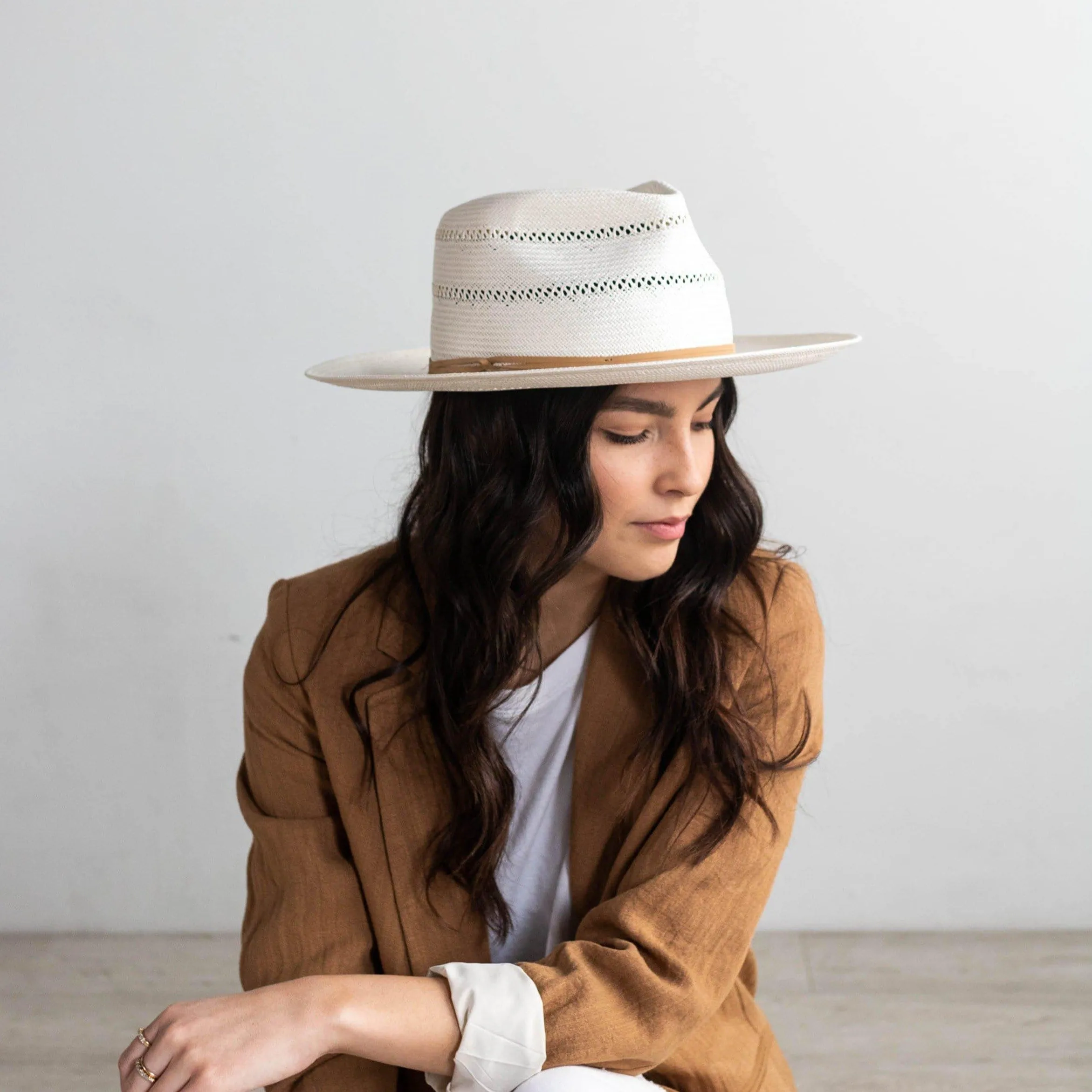 Arlo Straw Teardrop Fedora - Tan Band BLEMISHED
