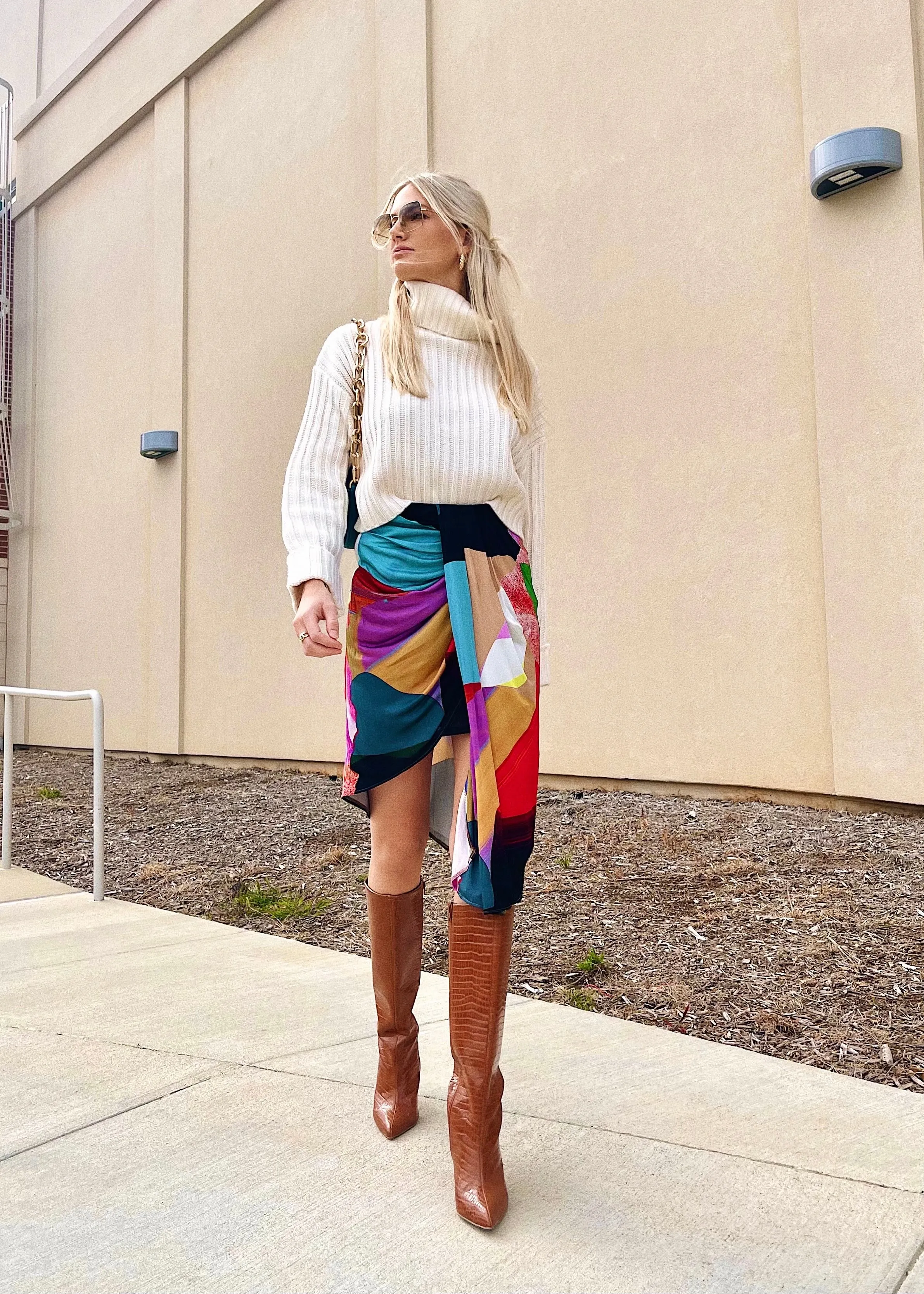 BODY-SCULPTING DRAPED JERSEY SKIRT