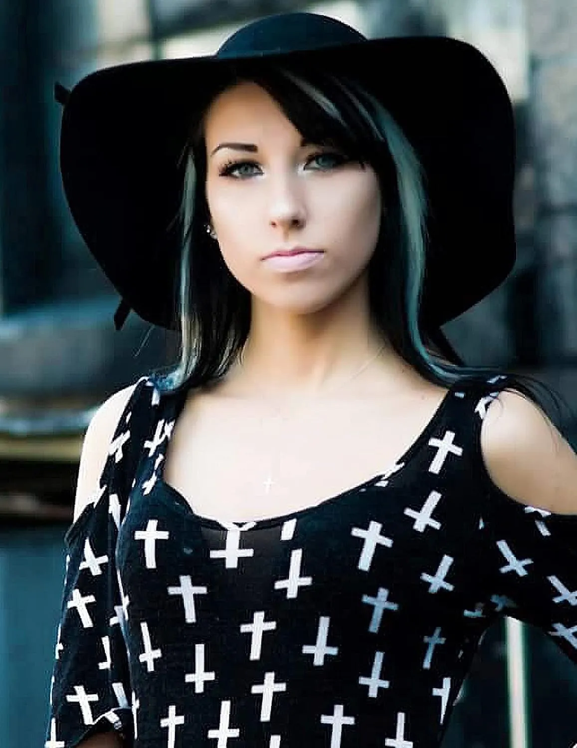 Chic & Cozy Wide Brim Wool Floppy Hat