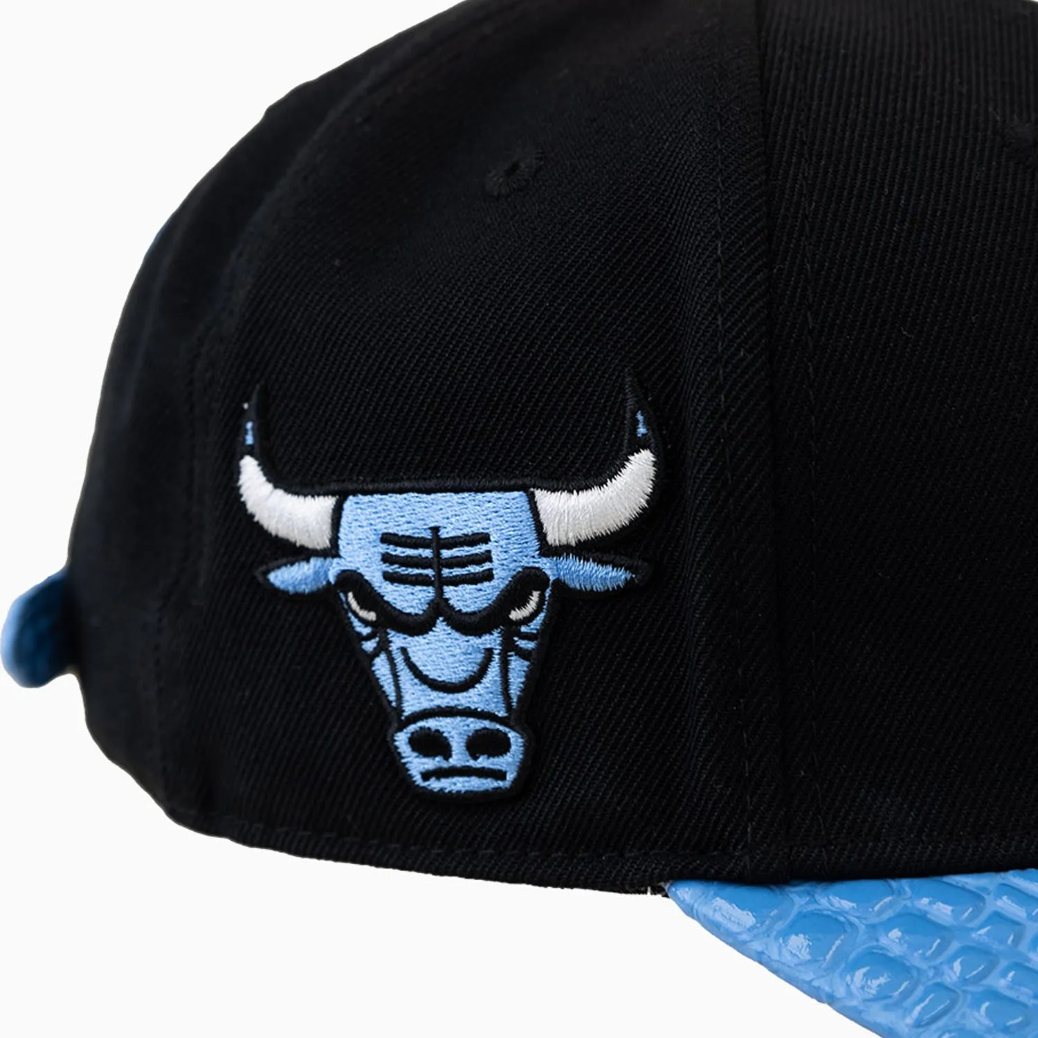 Chicago Bulls NBA Leather Visor Wool Snapback Hat