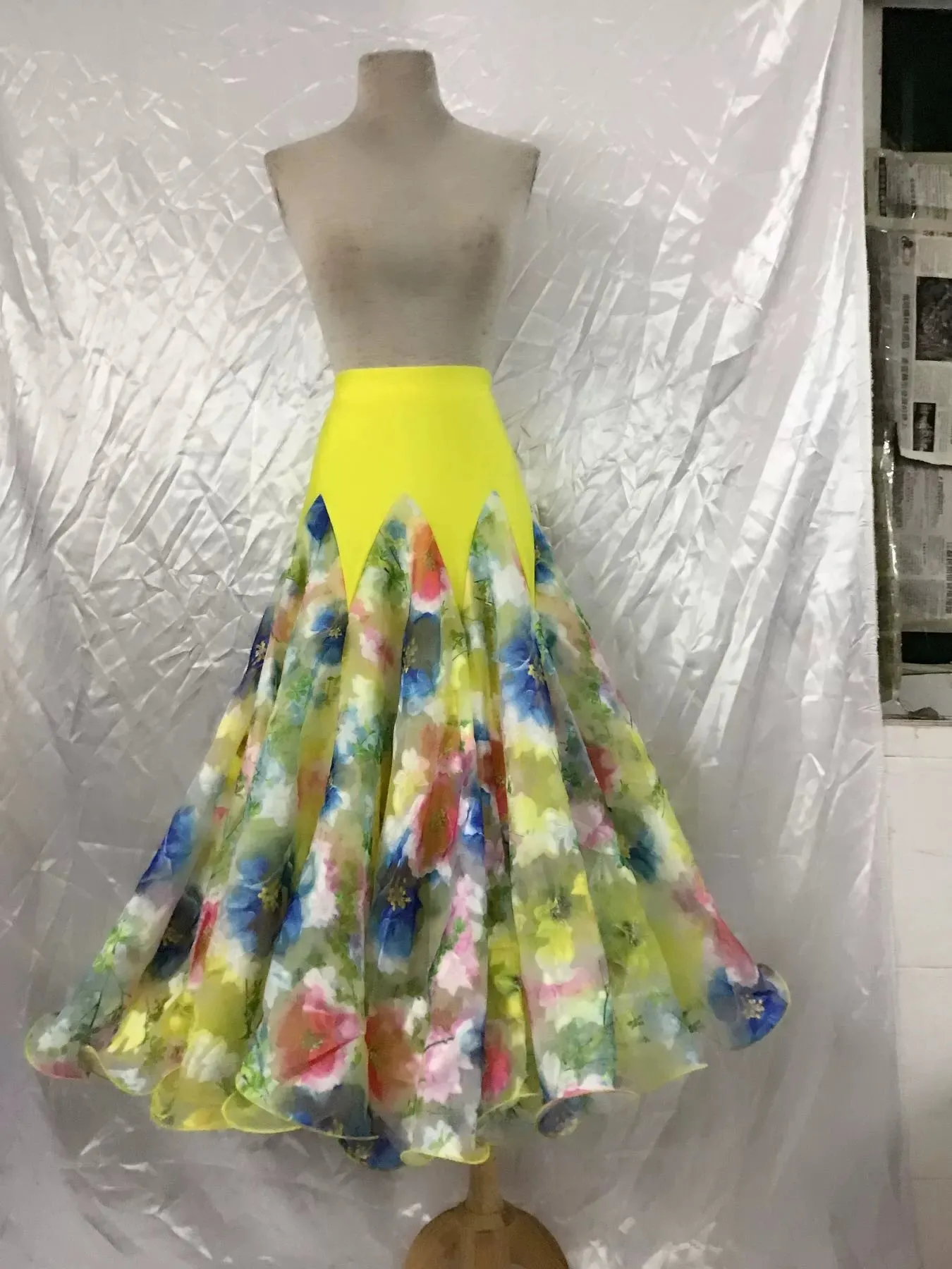 Customized Floral Modern Ballroom Dance Skirts Women Adult Waltz National Standard Tango Dance Performance Competition Skirts