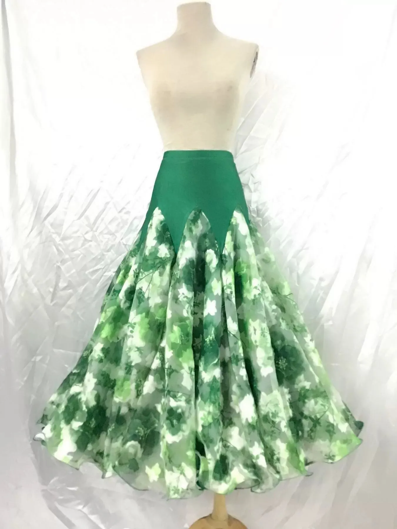 Customized Floral Modern Ballroom Dance Skirts Women Adult Waltz National Standard Tango Dance Performance Competition Skirts
