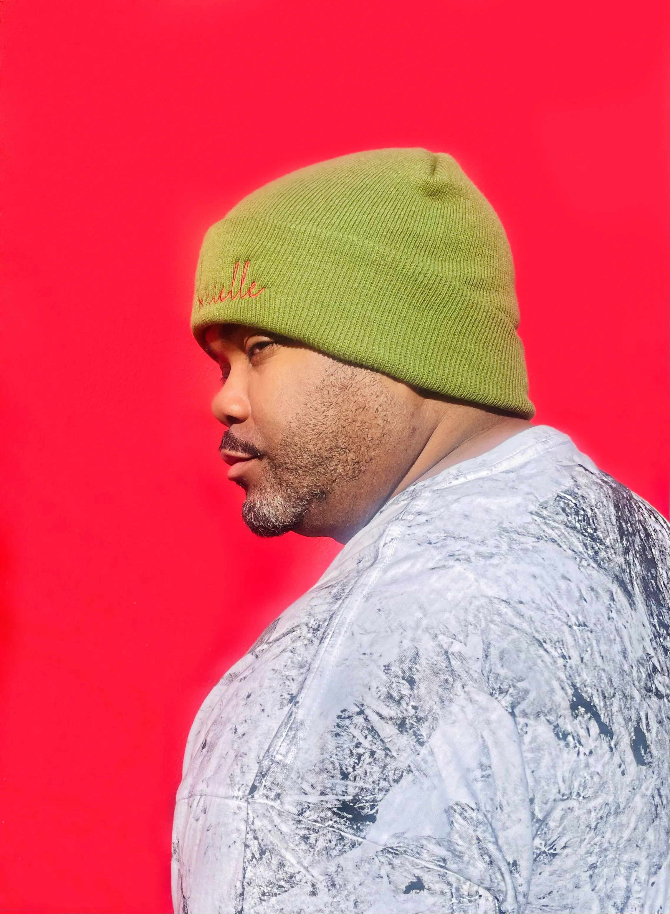 Fallon Aurielle Signature Beanie Hat (Olive Green & Red)
