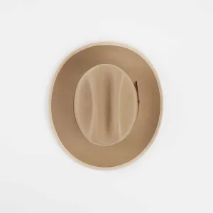 Field Fedora