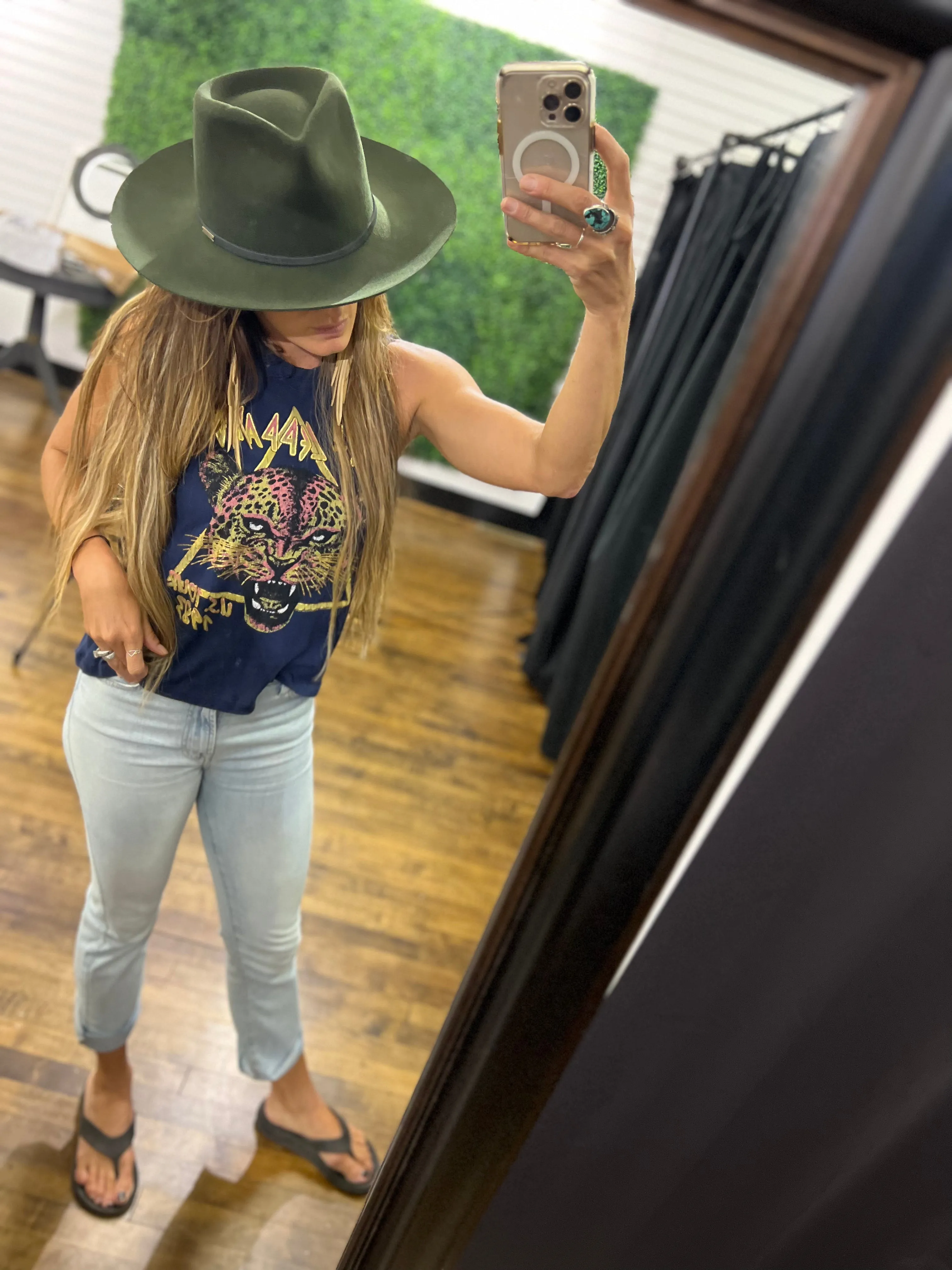 GIGI PIP Rowan