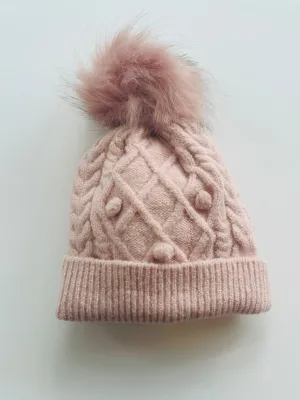 H59 CABLE BEANIE