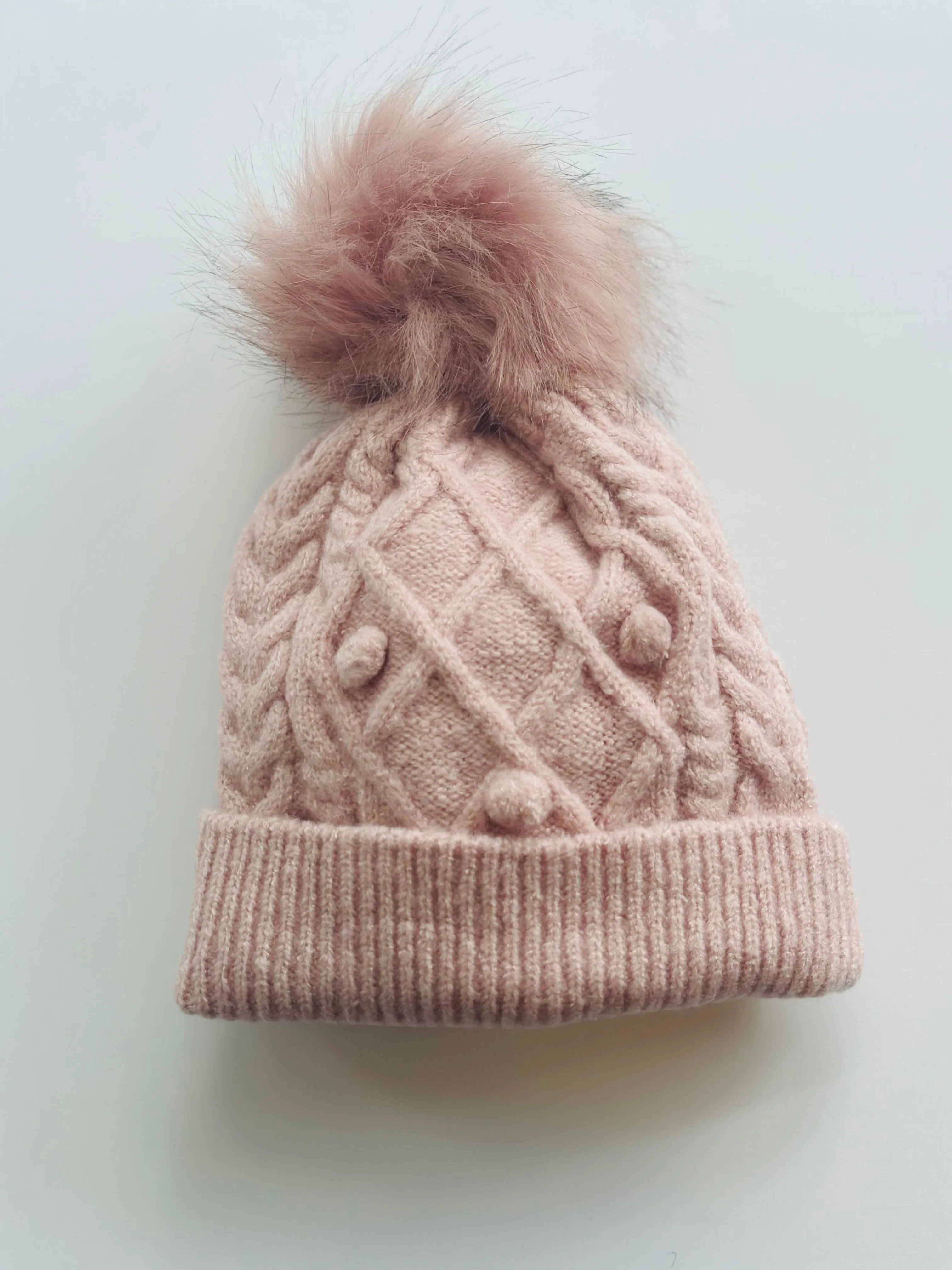 H59 CABLE BEANIE