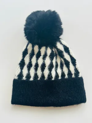 H61 TWIST POM BEANIE