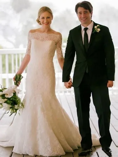 Half Sleeves Mermaid Lace Wedding Dress