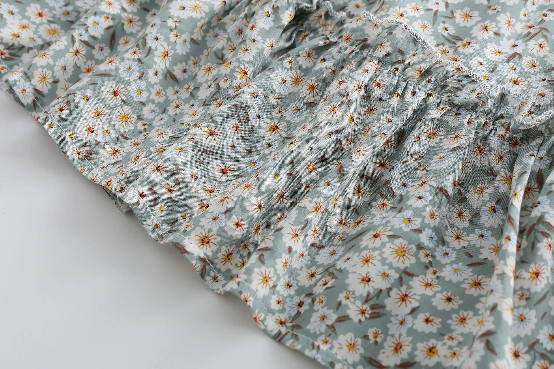 High-waisted Beach Floral Ruffled Skirt