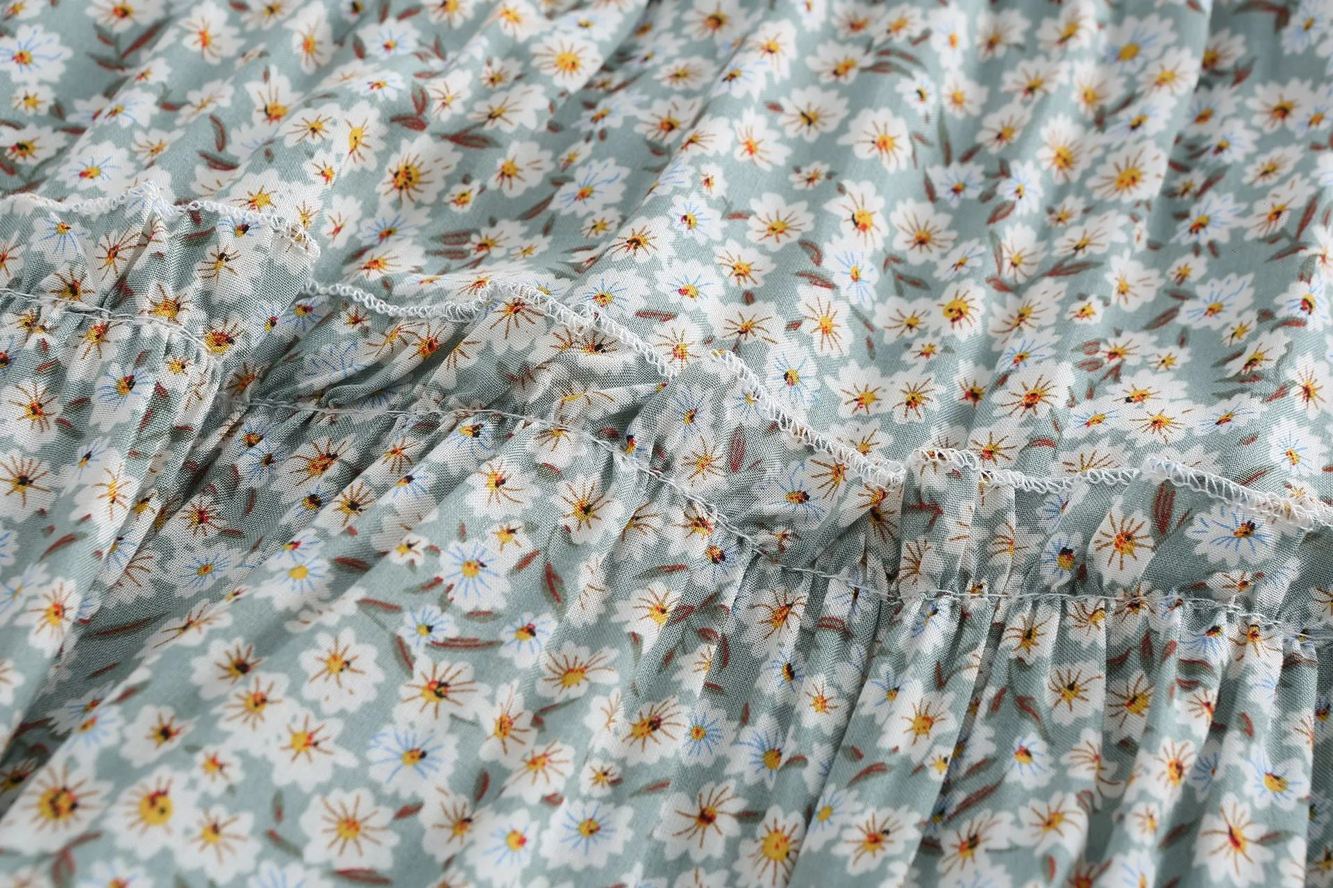 High-waisted Beach Floral Ruffled Skirt