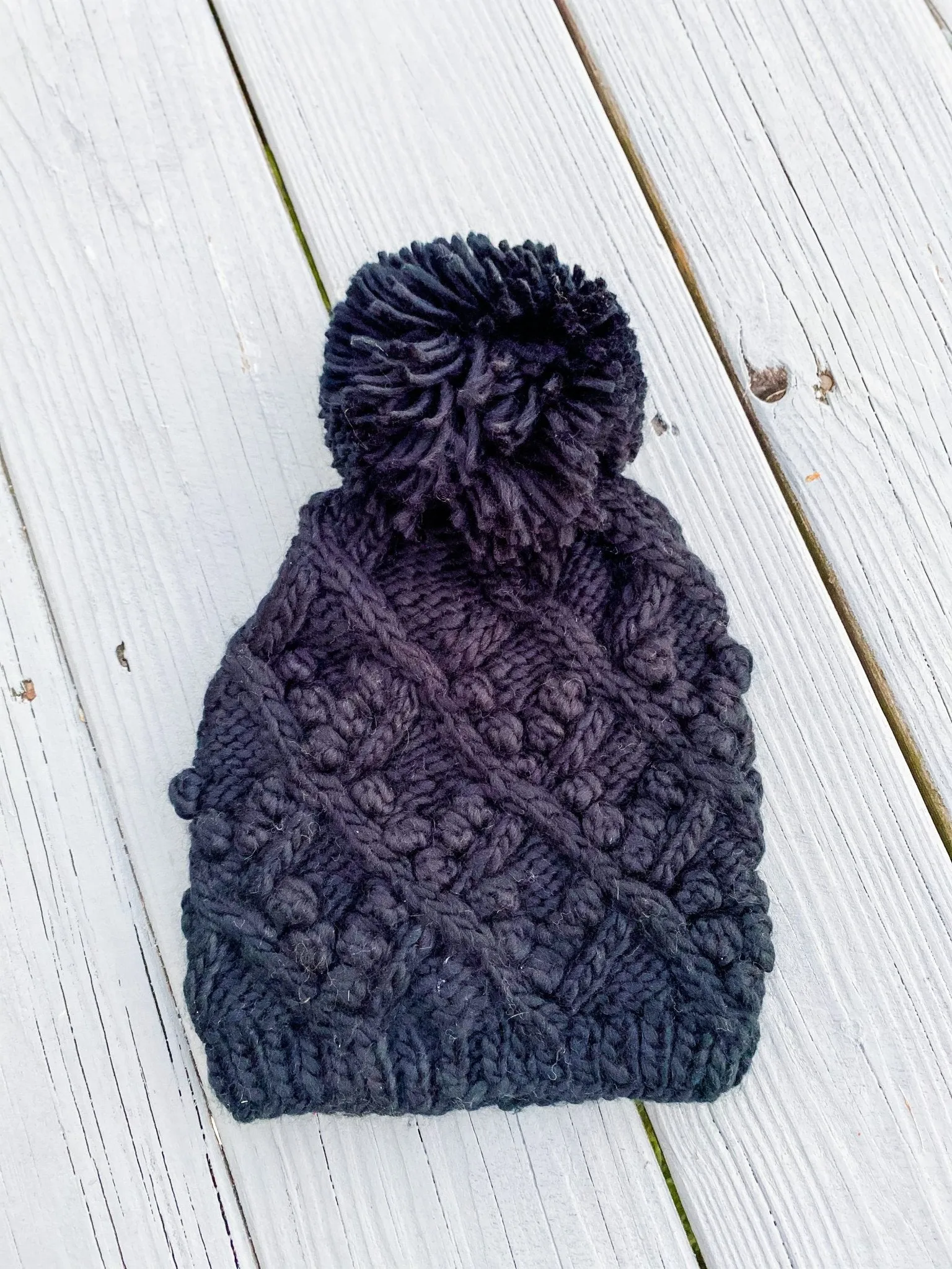 Kendall Knitted Pom Pom Beanie (Black)