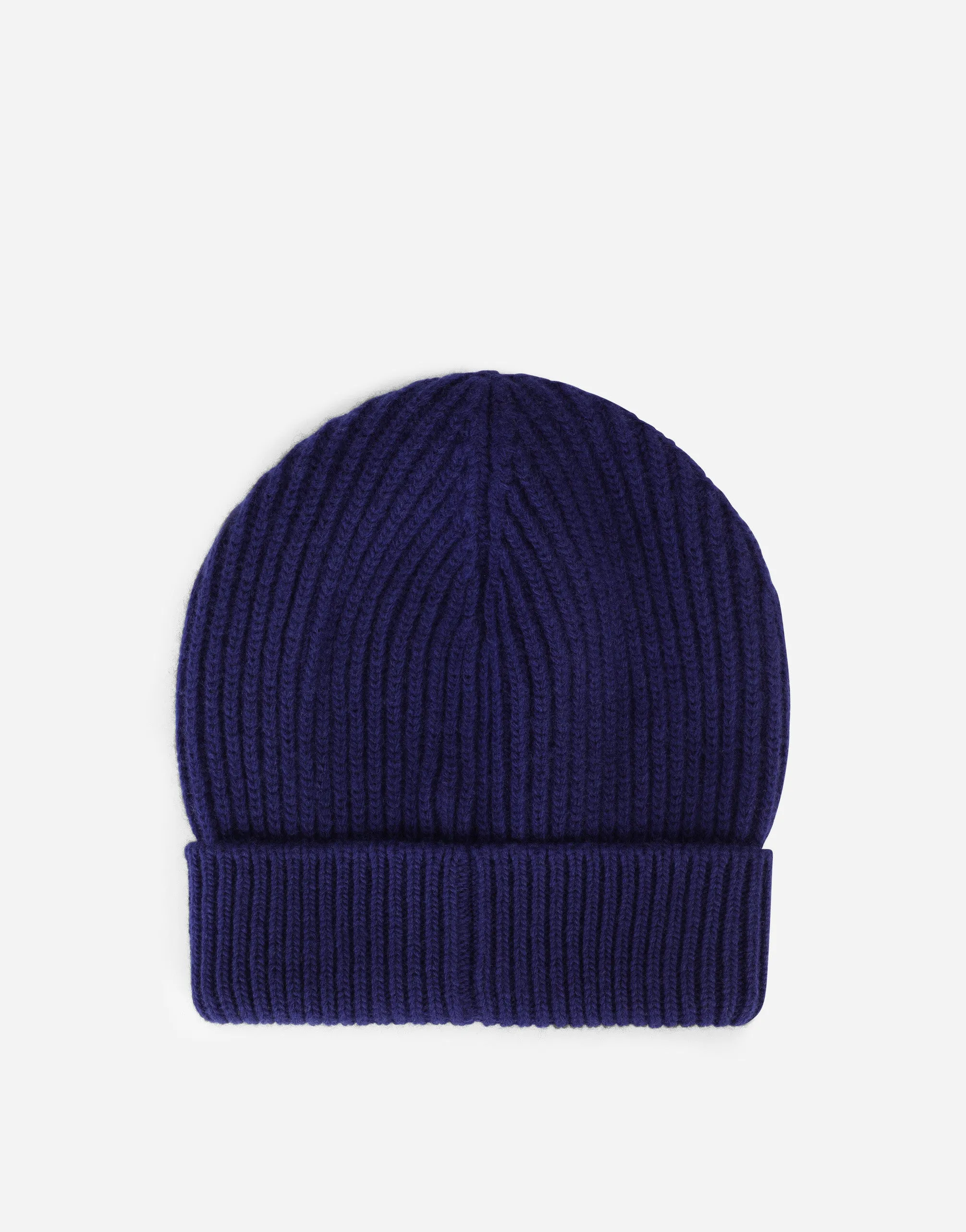 Knit wool hat with DG patch