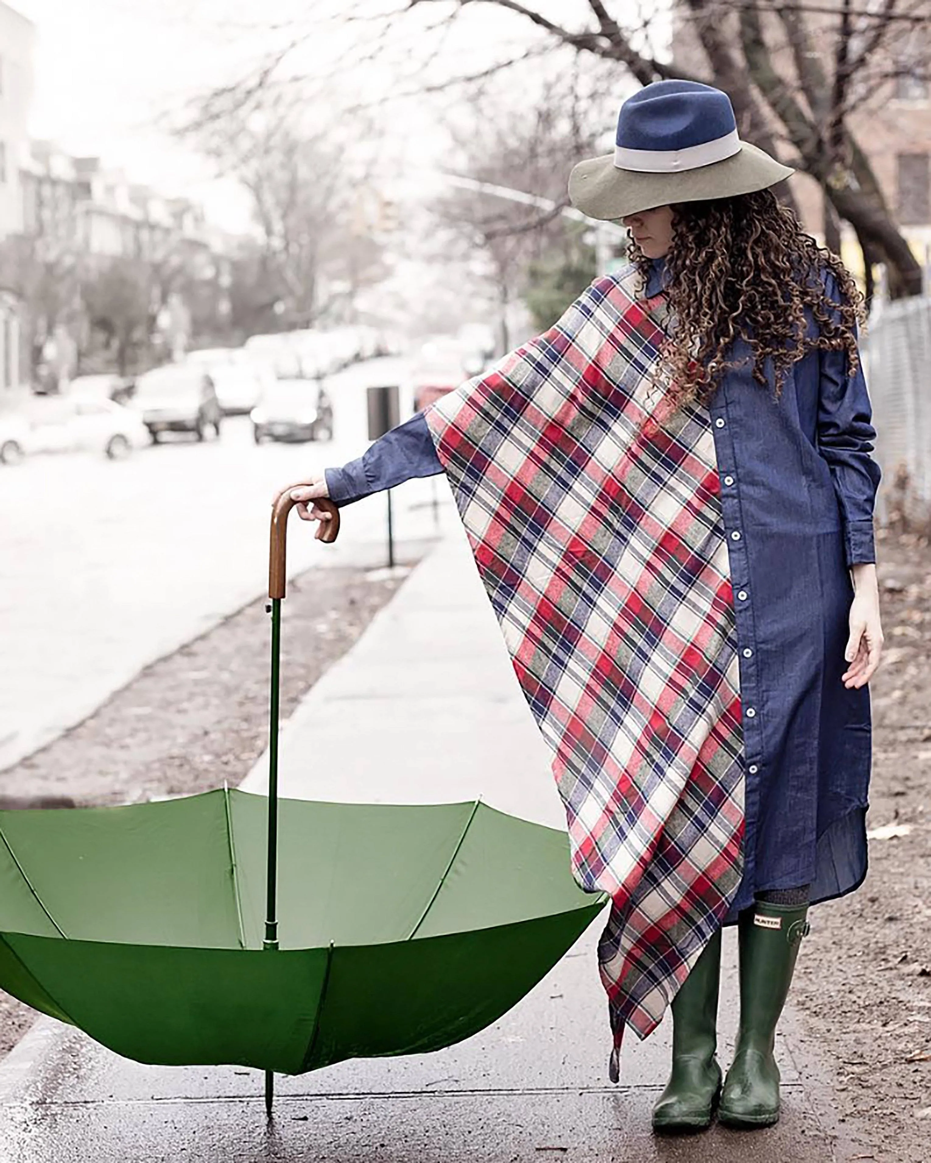 Nurit Hat - Olive/Blue