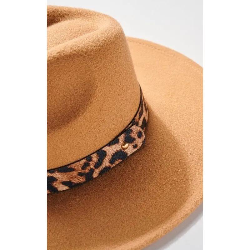 Panama rancher hat with animal print strap