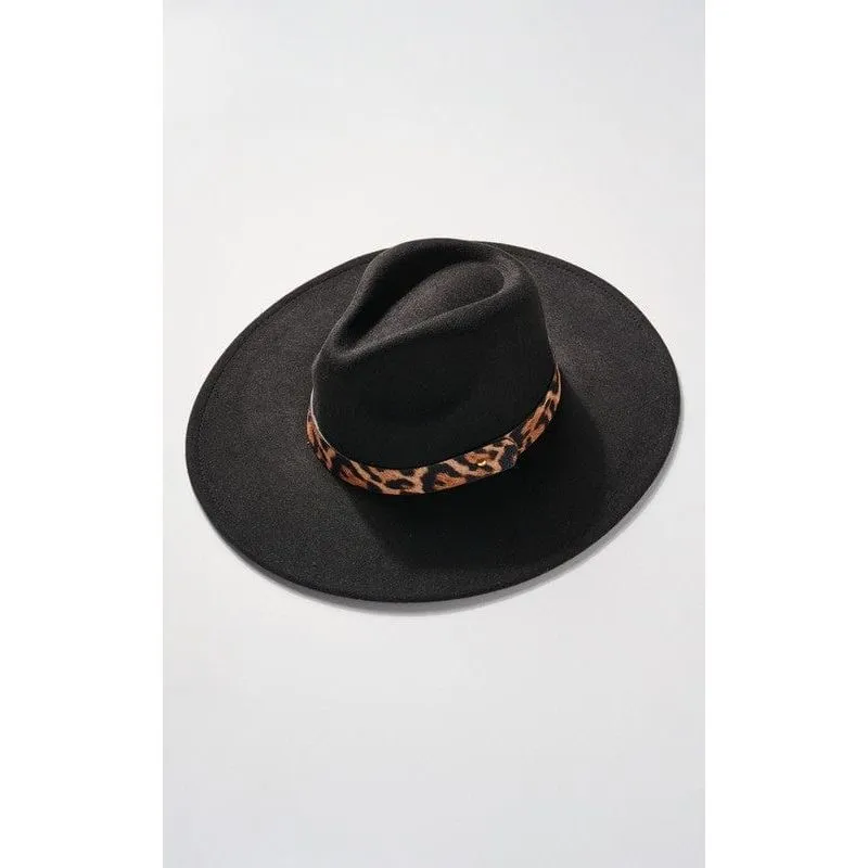 Panama rancher hat with animal print strap