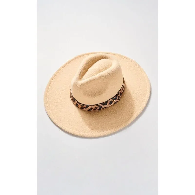 Panama rancher hat with animal print strap
