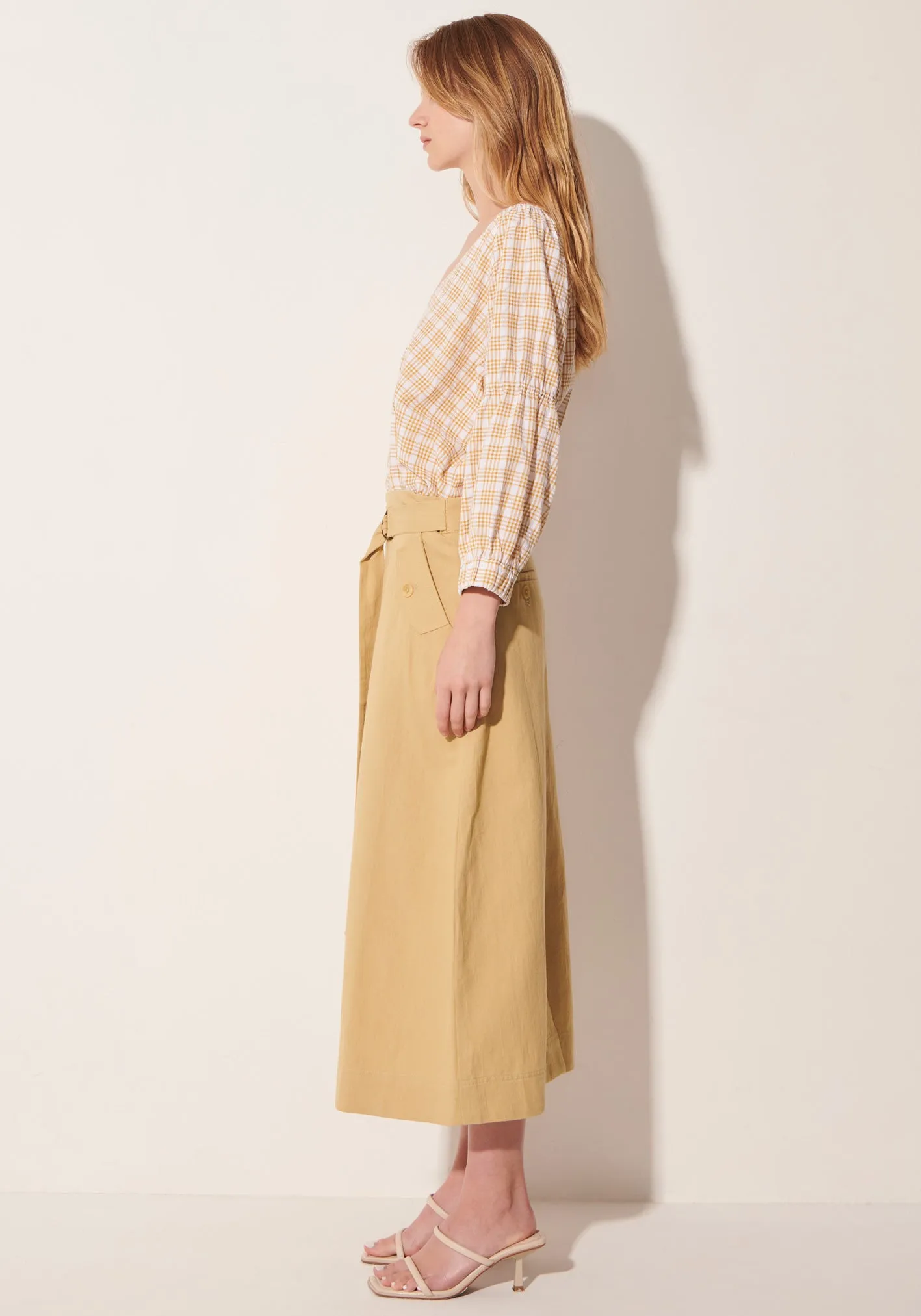 POL Clothing Sale | Plaza V-neck Top | Gold/White