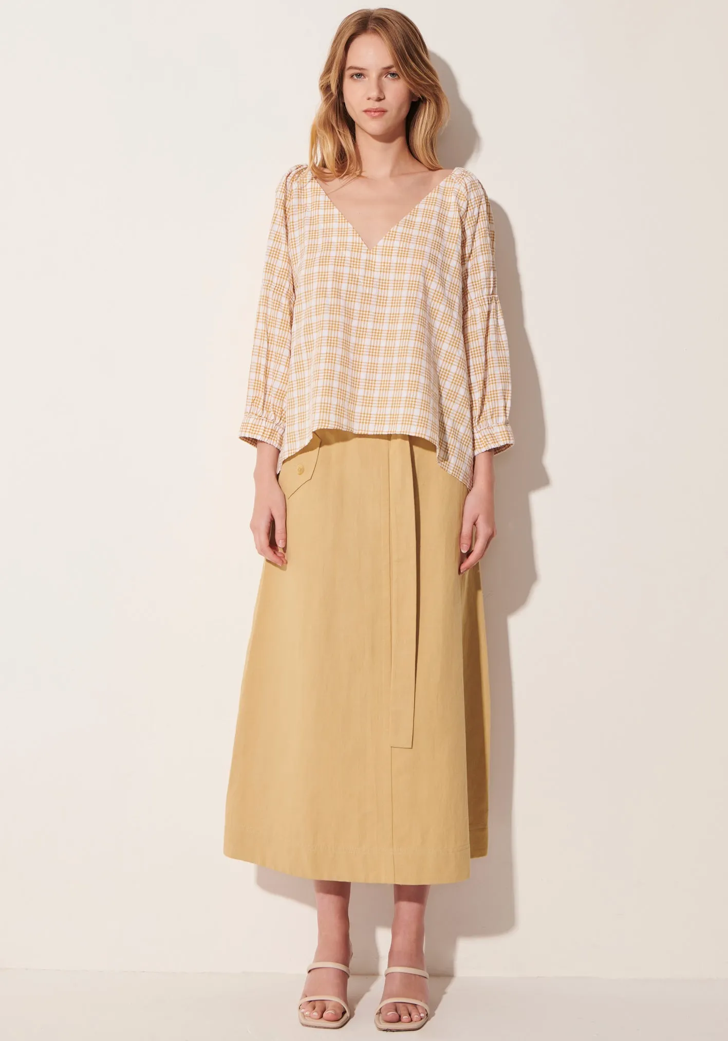 POL Clothing Sale | Plaza V-neck Top | Gold/White