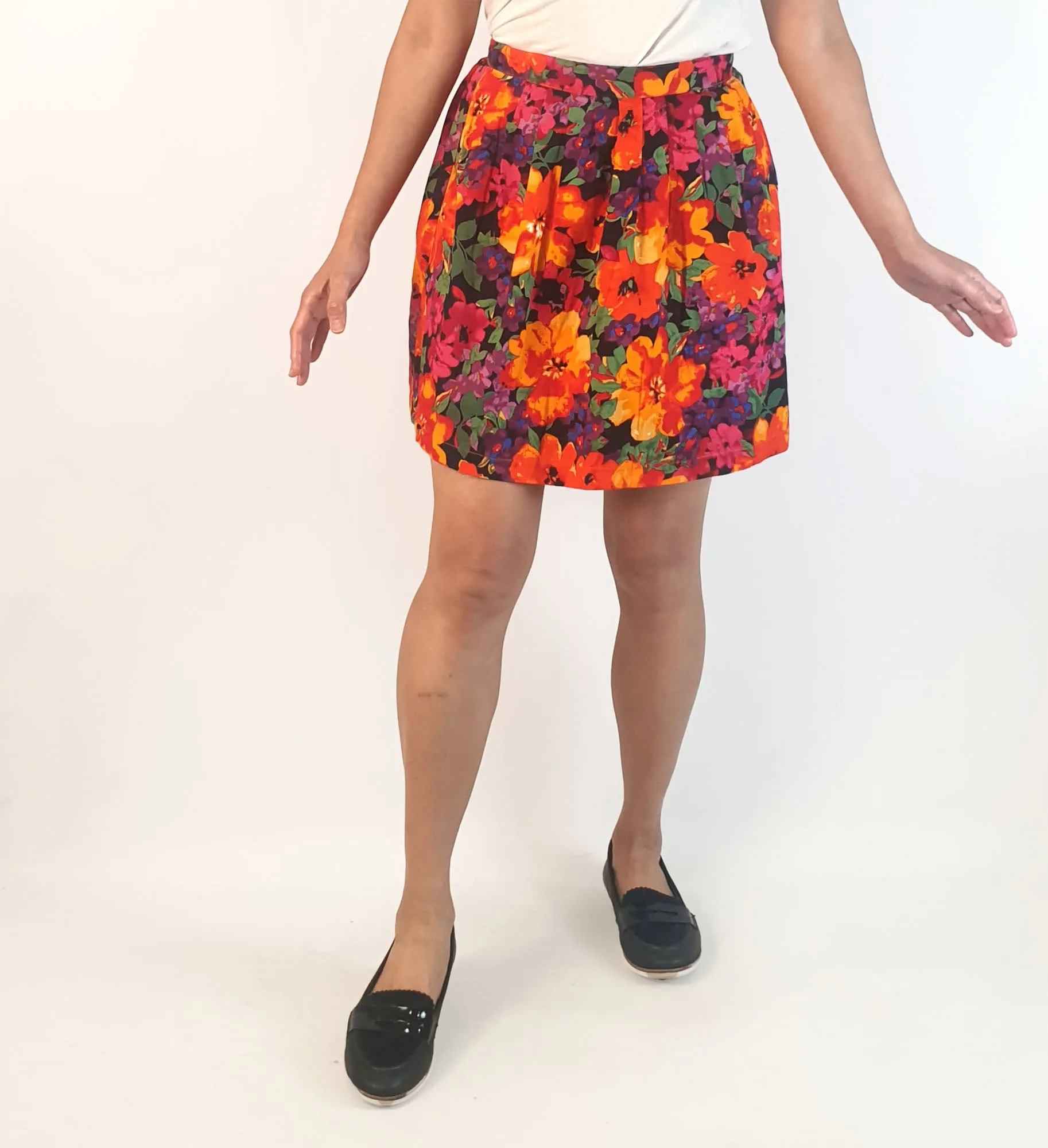 Princess Highway fun floral skirt size 10