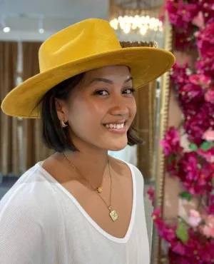 The Mojave Fedora Mustard
