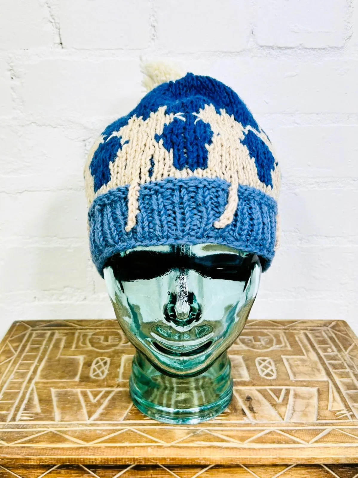 Wool Cat Pattern Bobble Hat