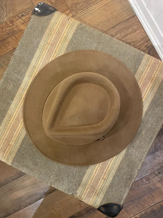wool hat | tan